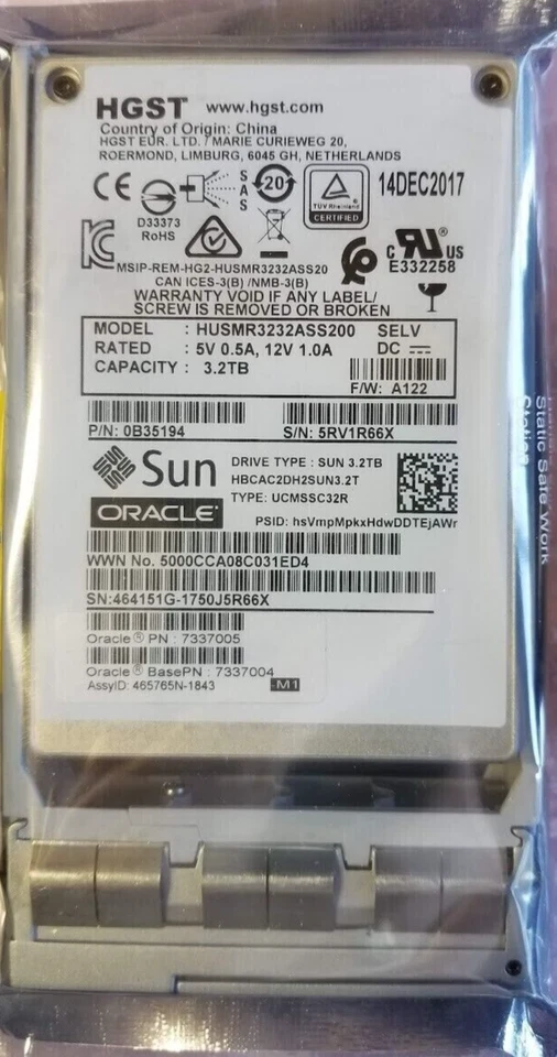 QTY Available Oracle Sun 7337004 3.2TB 12G SAS 2.5" SSD 7337005 Marlin WARRANTY - Image 1 of 1