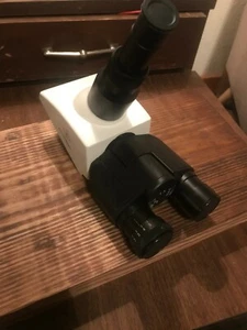 Infinity verstellbarer Trinokularkopf 30 mm Durchmesser Netz, 23 mm obere ID für Okulare - Bild 1 von 2
