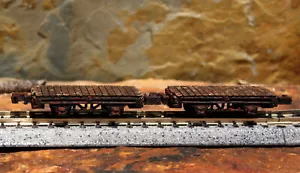 1 N Scale Anatevka Logging Mining Train Painted old west Flatbed Flat Car - Picture 1 of 3