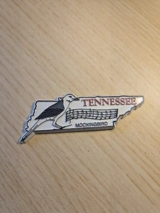 Vintage Tennessee Mockingbird Magnet State Maps Magnetic Collectible - Picture 1 of 3