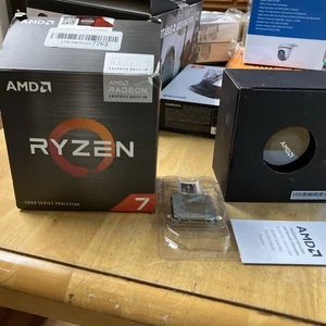 AMD Ryzen 7 5700G Desktop Processor 8-Core 16-Thread w Radeon Graphics *READ* - Afbeelding 1 van 9