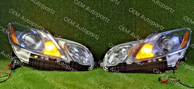Lexus GS350 GS450h 2007-2011 Headlight HID Xenon Left And Right Side OEM Used - Image 1 of 4