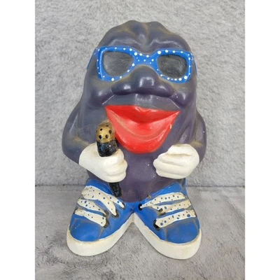 Estatuilla de cerámica vintage rapero micrófono gafas de sol zapatos personajes de dibujos animados Foto 1 de 4