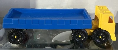 Semirremolque y remolque de juguete Play School 15x5 Foto 1 de 4