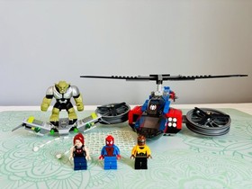 LEGO Marvel Super Heroes 76016 Spider-Helicopter Rescue - Rare Retired Set