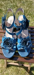 LAURA VITA LIMITED SCHUH GR. 41 LEDER BLAU EXTRAVAGANTER ABSATZ KLETTVERSCHL - Bild 1 von 13