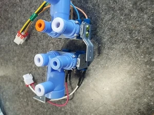 OEM Midea Refrigerator Water Valve 17431000030948 for MRQ22D7AST. H6j3 - Picture 1 of 4