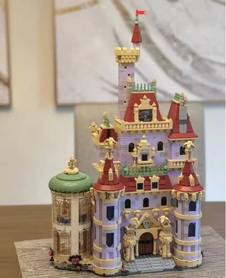 ǀ Disney Princess Beauty and The Beast Castle Building Set Decorative Toy 2916Pc - Image 1 of 4