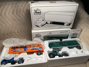 Lote de 2 tractores/remolques Mack 1960 First Gear 1/34 modelo B-61 Eastwood/Carlisle - Imagen 1 de 17