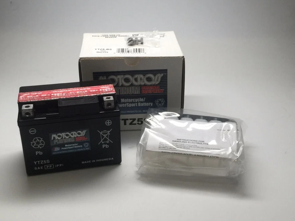 Batería 12V YTZ5S-BS AGM Honda CRF250L PCX150 65CCA Sellada Foto 1 de 1