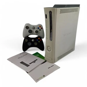 Microsoft Xbox 360 Console Bundle 60GB White with 2 X Controllers - Picture 1 of 10