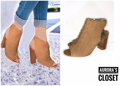 Sam Edelman 8 Tan Ankle Booties Perorated Peep Cut Out Lace Up Ennette $150 - Image 1 of 4