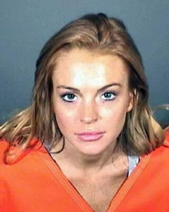 PÓSTER BRILLANTE LINDSAY LOHAN FOTO POLICIAL IMPRESIÓN FOTOGRÁFICA arresto drogas divertidas 3868 - Imagen 1 de 1