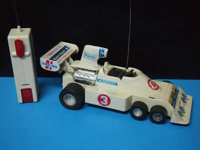 VINTAGE RADIOSHACK 1979  RADIO CONTROLLED RC CAR TANDY TRS-80 WHITE - Image 1 of 4