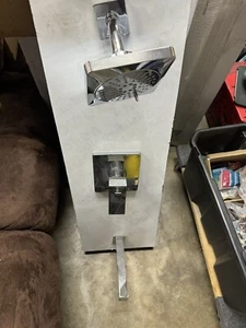 Guarnizione e valvola doccia vasca Rohl Riobel cromo lucido - Foto 1 di 9