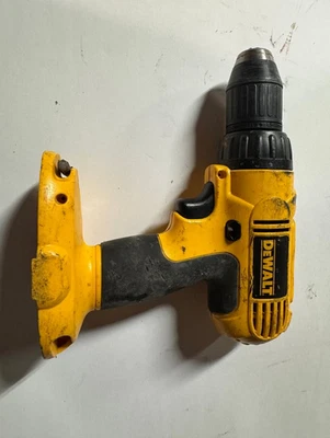 Broca DeWalt DC970 18V sem fio **Somente ferramenta - sem bateria** - Imagem 1 de 2