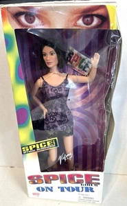 Spice Girls On Tour~Victoria Adams(Posh Spice)~ Galoob Toys 1998 - Picture 1 of 6