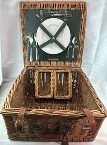 Vintage Tanqueray Gin No. 10 Picnic Basket Cutlery Plates Glasses For 2 VHTF - Picture 1 of 19