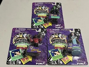 Universal Monstruos Llavero Linterna Figuras La Novia de Frankenstein Hombre Lobo - Imagen 1 de 5