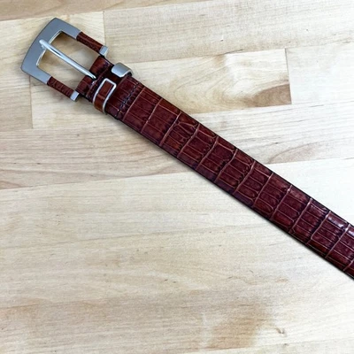 Johnston Murphy Hombres Marrón Caimán Repujado Cuero Cinturón Hebilla Plateada Talla 38 Foto 1 de 4