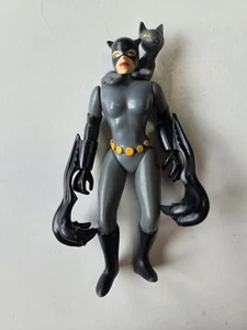 1993 KENNER BATMAN THE ANIMATED SERIES CATWOMAN ACTION FIGURE - Picture 1 of 8