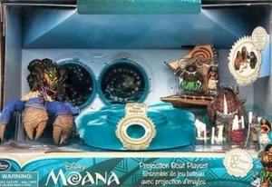Disney NIB Moana Moana Projection Boat Playset Moana Maui crab KAKAMORA NEW READ - Picture 1 of 7