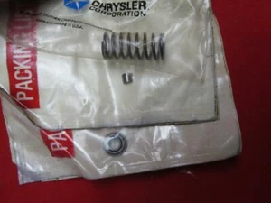 1984 Chrysler New Yorker Part# MD009783 SPRING, Valve - Picture 1 of 3