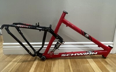 Bicicleta de montaña Schwinn Rocket 88 suspensión completa 17" etapa dos cuadro rueda de 26' Foto 1 de 4