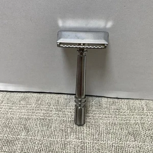 Vintage GEM Bullet Tip  Single Edge Safety Razor Nice - Picture 1 of 6