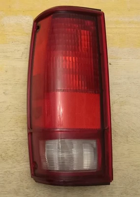 1982-1993 CHEVY S10 TRUCK / BLAZER / GMC S15 SONOMA / JIMMY TAIL LIGHT (LH) - Image 1 of 4