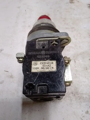 Luz piloto de alta resistencia ámbar General Electric CR2940UX roja Foto 1 de 4