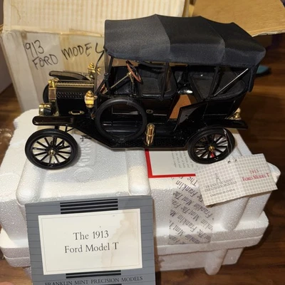 New Franklin Mint 1913 Ford Model T Black 1:16 Diecast Scale - Image 1 of 4