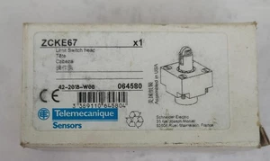 Telemecanique ZCKE67 Endschalterkopf - Bild 1 von 7
