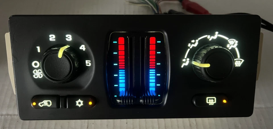 *REBUILT* WHITE LED HEAT AC CTRL 03-06 SILVERADO SIERRA YUKON TAHOE W/ RR DEF - Image 1 of 4