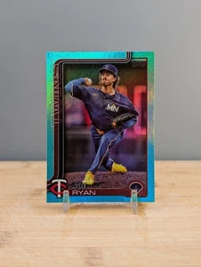 2025 Topps Series 1 Aqua Rainbow Foil Joe Ryan #40 - Picture 1 of 2