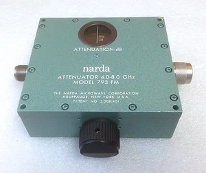 Atenuador de lectura directa Narda 793 FM tipo N (M-F) 4,0 a 8,0 GHz, 0-20 dB - Imagen 1 de 3