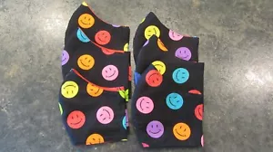 KONTURIERTE HANDGEFERTIGTE GESICHTSMASKE ~ WASCHEN & WIEDERVERWENDEN ~ FILTERTASCHE ~ GLÜCKLICHE GESICHTER ~ EMOJI - Bild 1 von 5