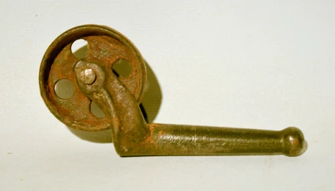 Antique Vintage Metal Wheel Furniture Caster 1"1/2 diameter Round Point Cover