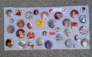 Michael Jackson Pinbacks 37 insgesamt - Bild 1 von 4