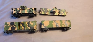 4 Markenlose HO Scale Camouflage Military Trains Flat Car Boxcar Caboose Freight - Bild 1 von 6