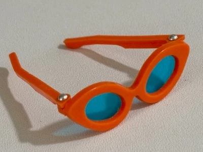 Muñeca Barbie y Midge Mattel naranja ojo de gato gafas de sol reproducción Foto 1 de 2
