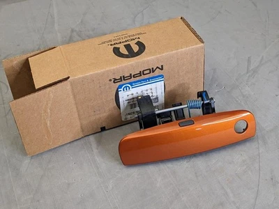 OEM 2011-2020 Dodge Charger Challenger Front Left Driver Exterior Door Handle - Image 1 of 4