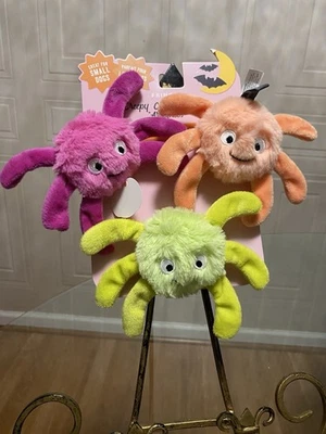 Juguetes para perros de Halloween con flecos criaturas espeluznantes lindo para asustar conjunto/3 mini con chirrido Foto 1 de 4