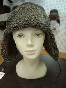 BRAND NEW MUSKRAT LAMB FUR LEATHER HAT FOR MEN/WOMEN - Picture 1 of 1