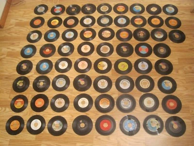 67 records large record lot vintage 45 record classics classic hits rock hit lot - Photo 1/4