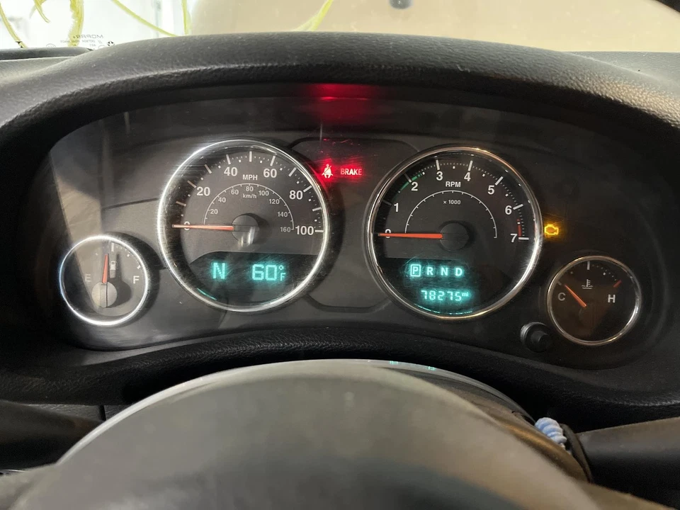 Used Speedometer Gauge fits: 2015 Jeep Wrangler cluster Sahara 100 MPH w/vehicle - Image 1 of 4