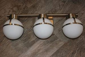3-Light Bathroom Vanity Wall Fixture Brushed Nickel Frosted Ball Globe Modern - Picture 1 of 6