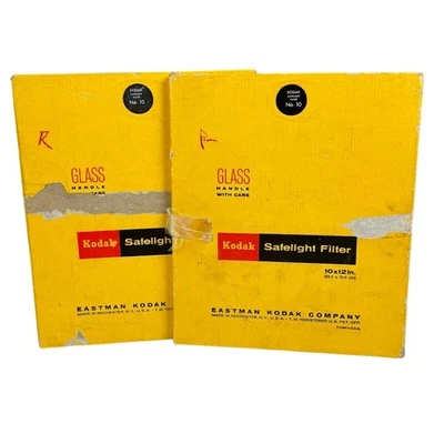 Filtro Kodak Safelight vintage n.º Lote de 2 cristales de cuarto oscuro de 10-10x12 pulgadas Foto 1 de 4