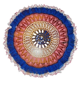 Tapete redondo de ganchillo de colección 28 pulgadas tapete con volantes multicolor, blanco rosa azul - Imagen 1 de 5