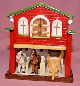 VILLEROY BOCH V&B Toy`s Village Pferdestall m 2 Pferden Anhänger Windlicht 76999 - Bild 1 von 9